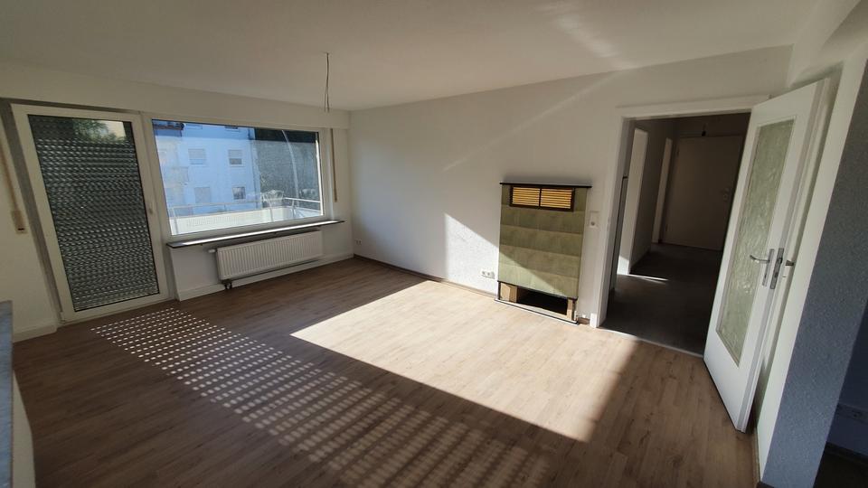 Etagenwohnung Schorndorf - 3.5 Zimmer, 75 m&sup2;, 1.075&euro; | Angebot:27545299