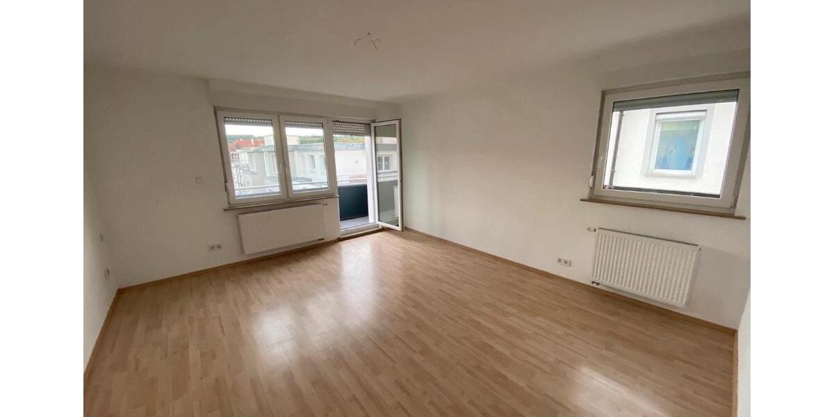 Etagenwohnung Esslingen am Neckar Brühl - 3 Zimmer, 64 m&sup2;, 1.100&euro; | Angebot:25953949