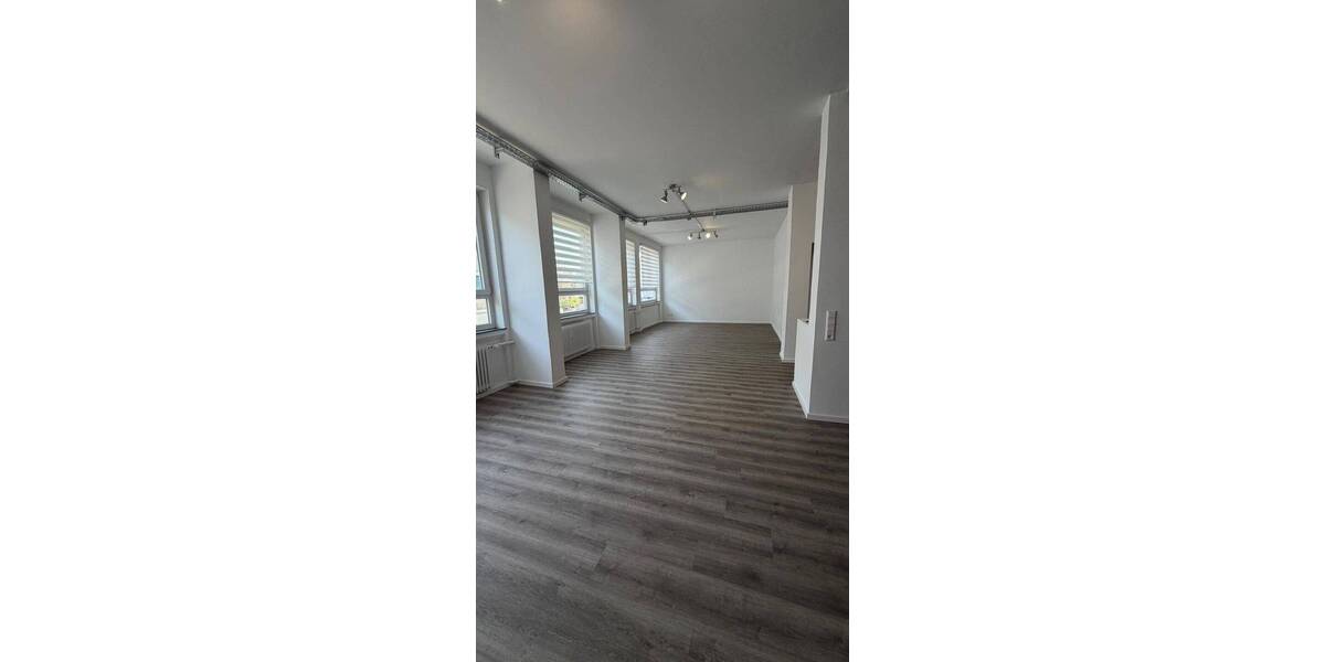 Gewerbeobjekt Stuttgart Ost - 3 Zimmer, 1.800&euro; | Angebot:26472842