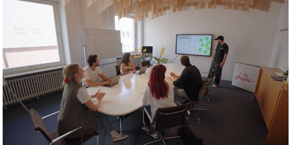 Gewerbeobjekt Stuttgart Süd - 300&euro; | Angebot:25771885