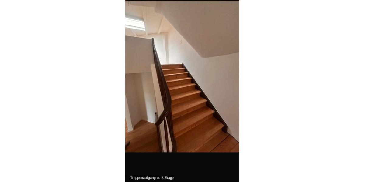 Dachgeschoßwohnung Stuttgart Bad Cannstatt - 5 Zimmer, 145 m&sup2;, 2.810&euro; | Angebot:27538912