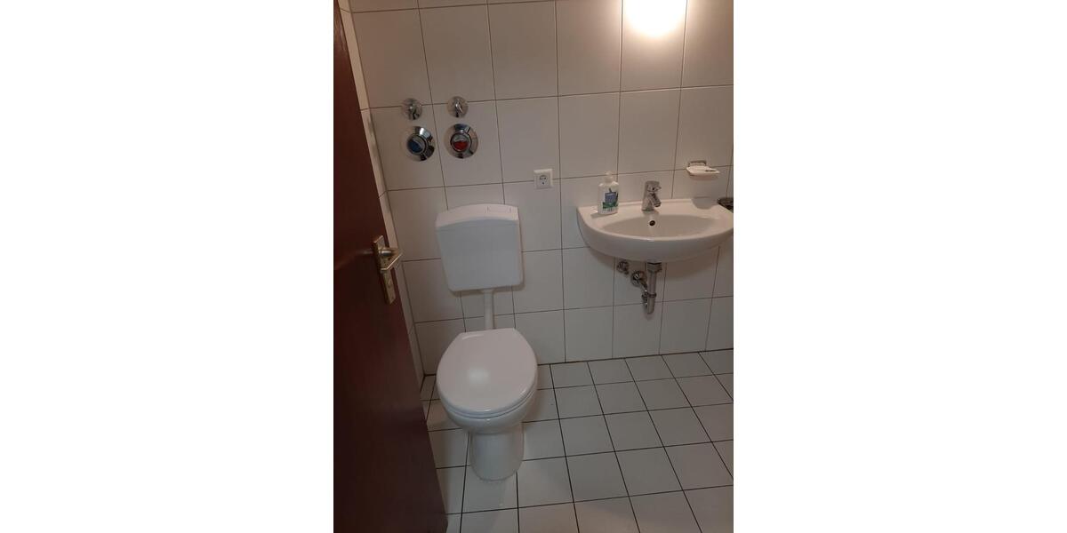 Etagenwohnung Freiberg am Neckar - 1.5 Zimmer, 43 m&sup2;, 750&euro; | Angebot:25948431