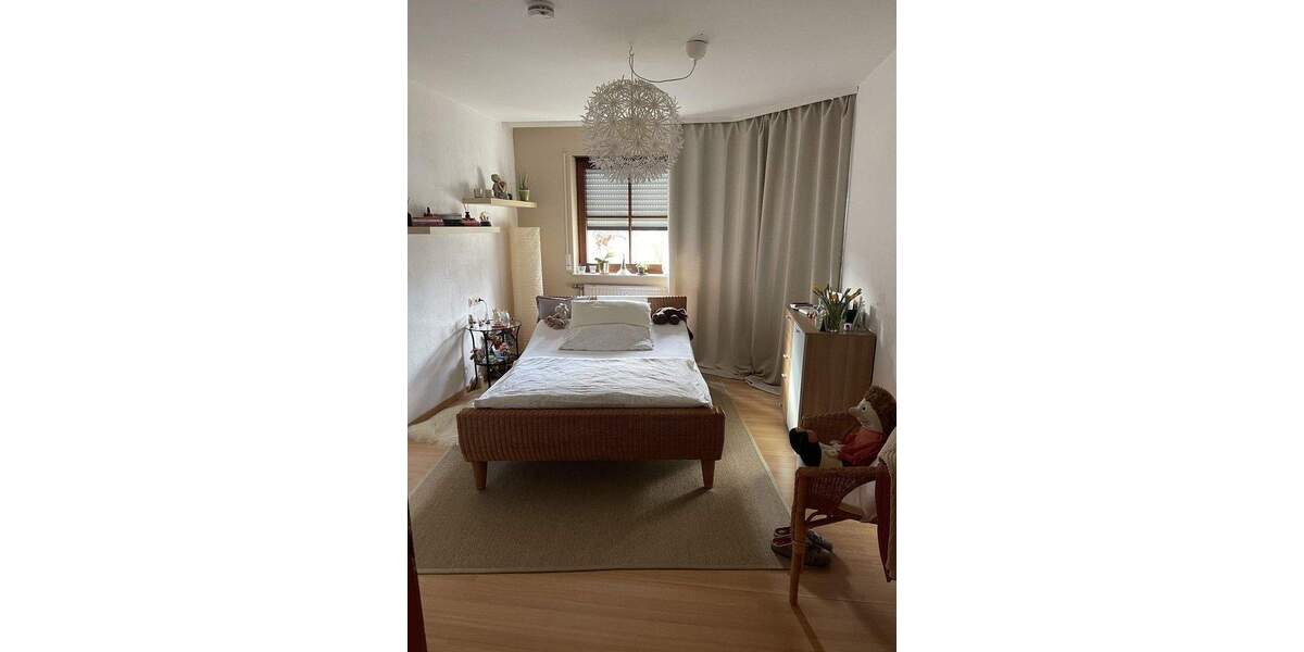 Etagenwohnung Ditzingen - 3 Zimmer, 79 m&sup2;, 295.000&euro; | Angebot:25677291