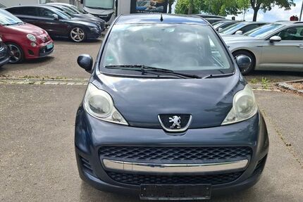 Peugeot 107 96.022 km 2.990 &euro; Kernen i. r 71394