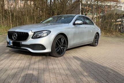 Mercedes-Benz E 250 121.000 km 21.999 &euro; Backnang 71522
