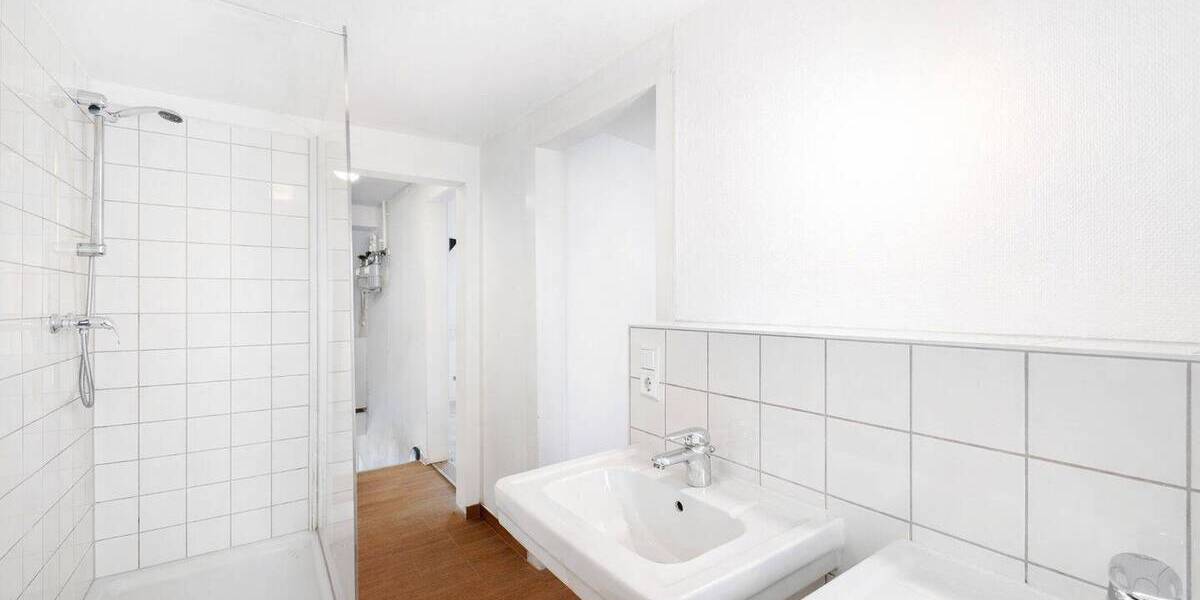 Doppelhaushälfte Stuttgart Degerloch - 4 Zimmer, 105 m&sup2;, 350.000&euro; | Angebot:26616854