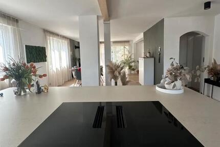Haus Ditzingen - 7 Zimmer, 170 m&sup2;, 899.000&euro; | Angebot:26855696