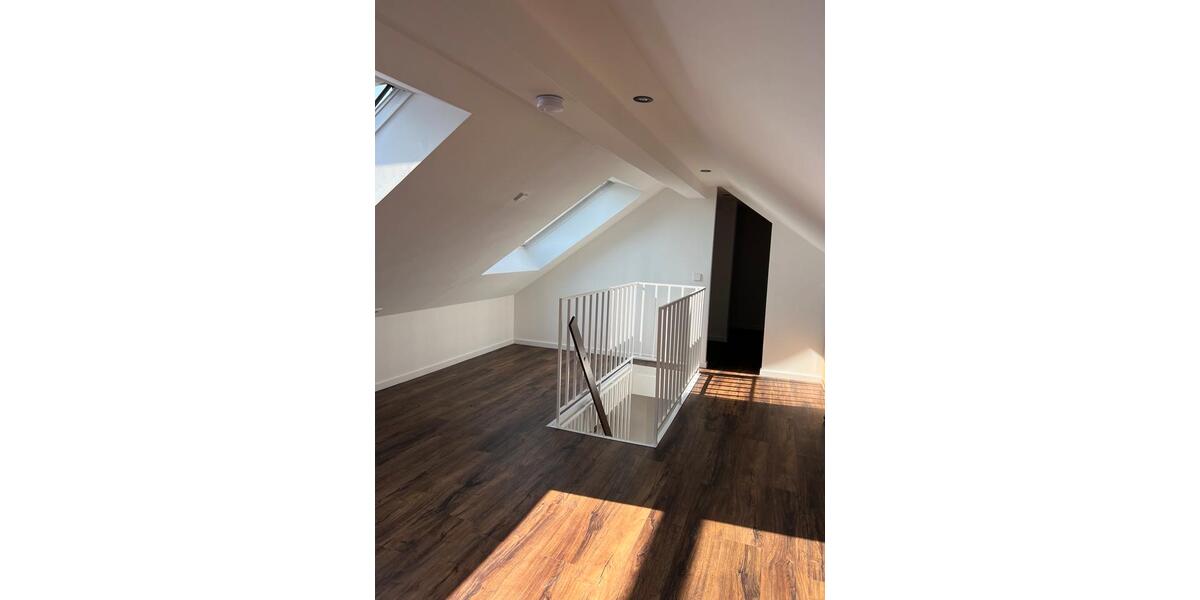 Maisonettenwohnung Schwieberdingen - 3.5 Zimmer, 80 m&sup2;, 1.180&euro; | Angebot:25308116