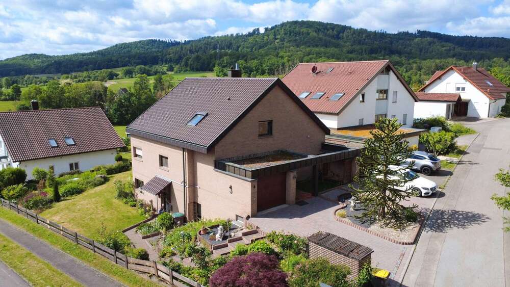 Einfamilienhaus Sachsenheim - 6 Zimmer, 177 m&sup2;, 449.000&euro; | Angebot:26627564