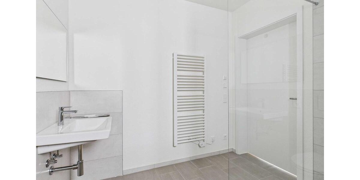 Dachgeschoßwohnung Sindelfingen Sindelfingen (Stadt) - 2 Zimmer, 65 m&sup2;, 1.230&euro; | Angebot:22893216