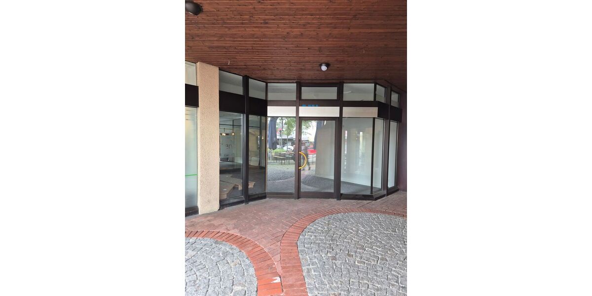 Bürofläche in der Einkaufsstraße in Endersbach - Gewerbeobjekt Weinstadt | Angebot:27188413