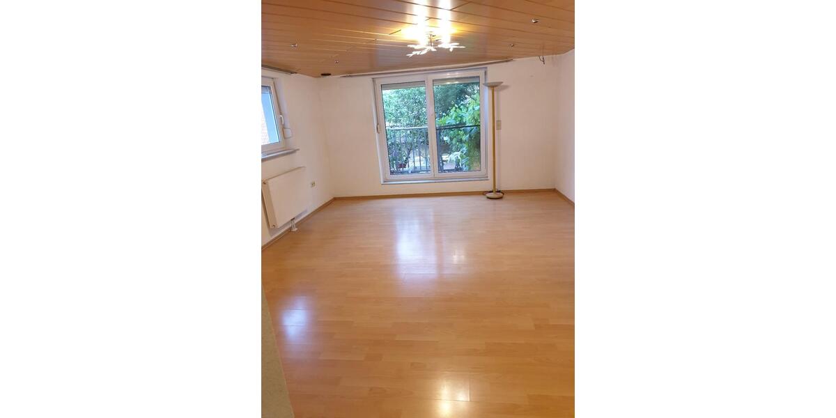 Doppelhaushälfte Brackenheim - 4 Zimmer, 148 m&sup2;, 310.000&euro; | Angebot:27202309