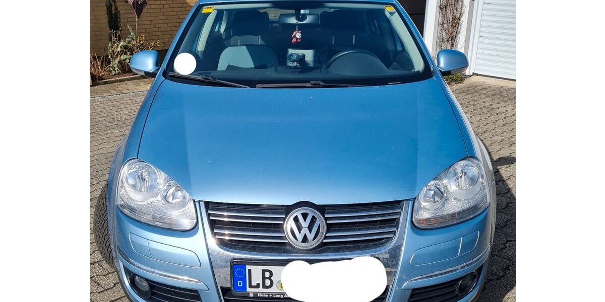 VW Jetta 92.000 km 3.499 &euro; Korntal-Münchingen - Münchingen 70825
