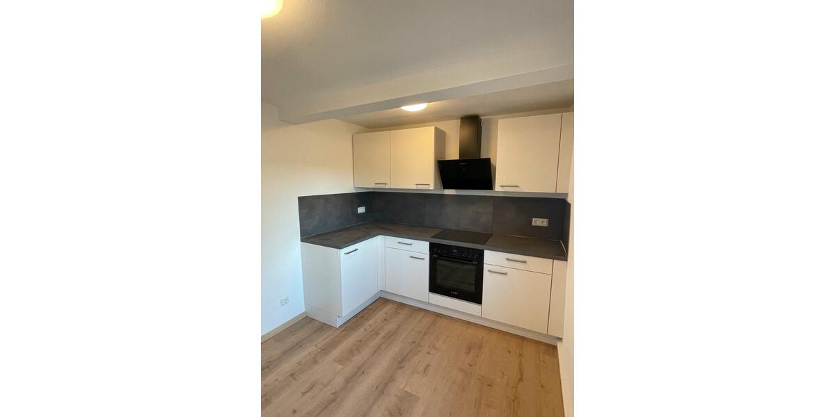 Etagenwohnung Weinstadt - 4 Zimmer, 80 m&sup2;, 1.450&euro; | Angebot:25569297
