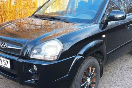 Hyundai TUCSON 144.000 km 4.999 &euro; HEILBRONN 74074