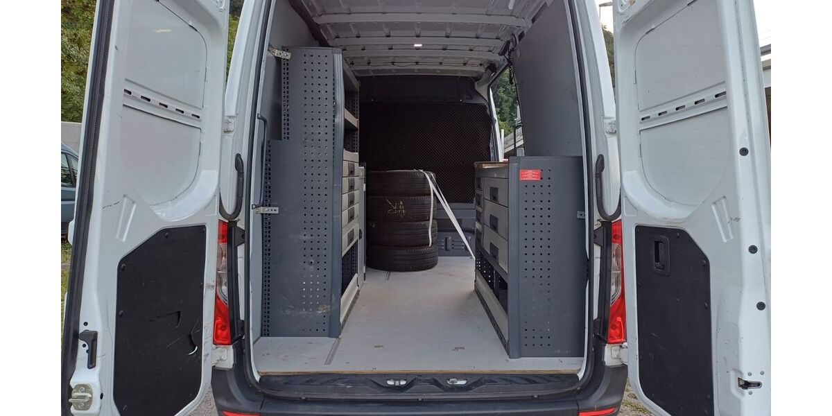 Mercedes-Benz Sprinter 205.000 km 17.500 &euro; Esslingen am Neckar 73733