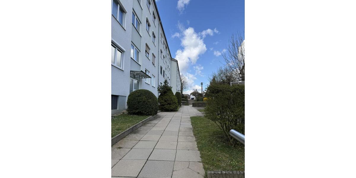 Etagenwohnung Leonberg - 3 Zimmer, 80 m&sup2;, 415.000&euro; | Angebot:26048610