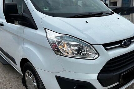 Ford Tourneo Custom 180.000 km 14.299 &euro; Heilbronn 74078