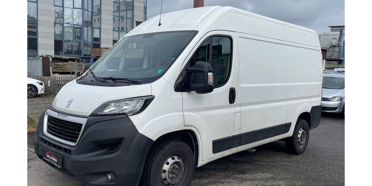 Peugeot Boxer 235.000 km 8.990 &euro; Filderstadt bei Stuttgart 70794