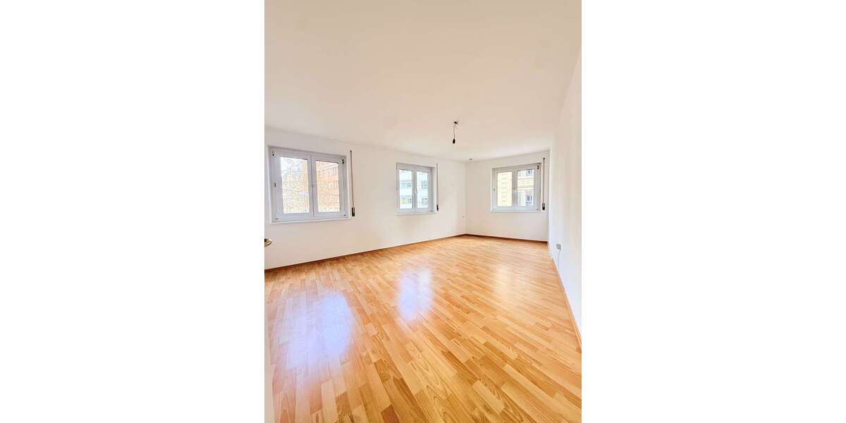 Etagenwohnung Stuttgart Stuttgart-Mitte - 3 Zimmer, 77 m&sup2;, 335.000&euro; | Angebot:25768502