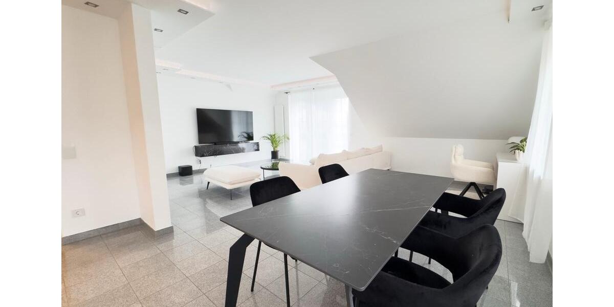 Dachgeschoßwohnung Vaihingen an der Enz - 3 Zimmer, 99 m&sup2;, 1.350&euro; | Angebot:25055327