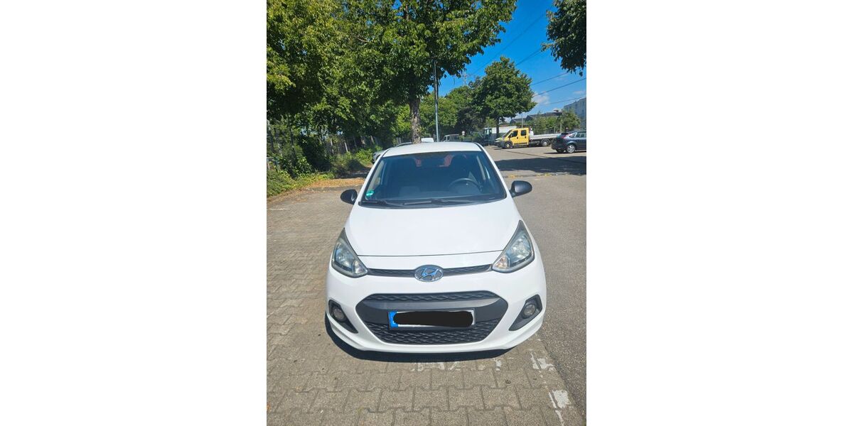 Hyundai i10 125.155 km 5.800 &euro; Ludwigsburg 71634