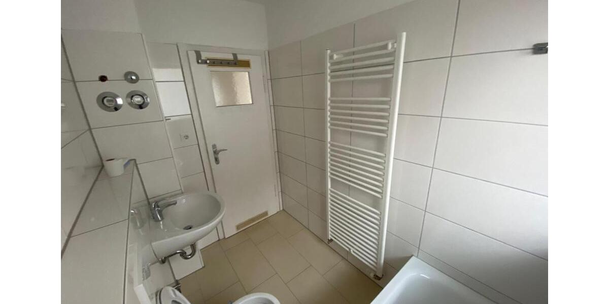 Etagenwohnung Esslingen am Neckar Brühl - 2.5 Zimmer, 64 m&sup2;, 950&euro; | Angebot:27576323