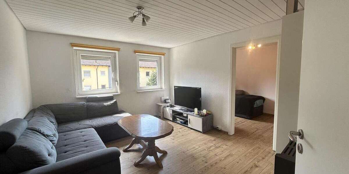 Etagenwohnung Stuttgart Mühlhausen - 3 Zimmer, 53 m&sup2;, 160.000&euro; | Angebot:25469663