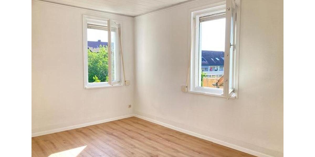 Etagenwohnung Stuttgart Hedelfingen - 3.5 Zimmer, 75 m&sup2;, 990&euro; | Angebot:25961010