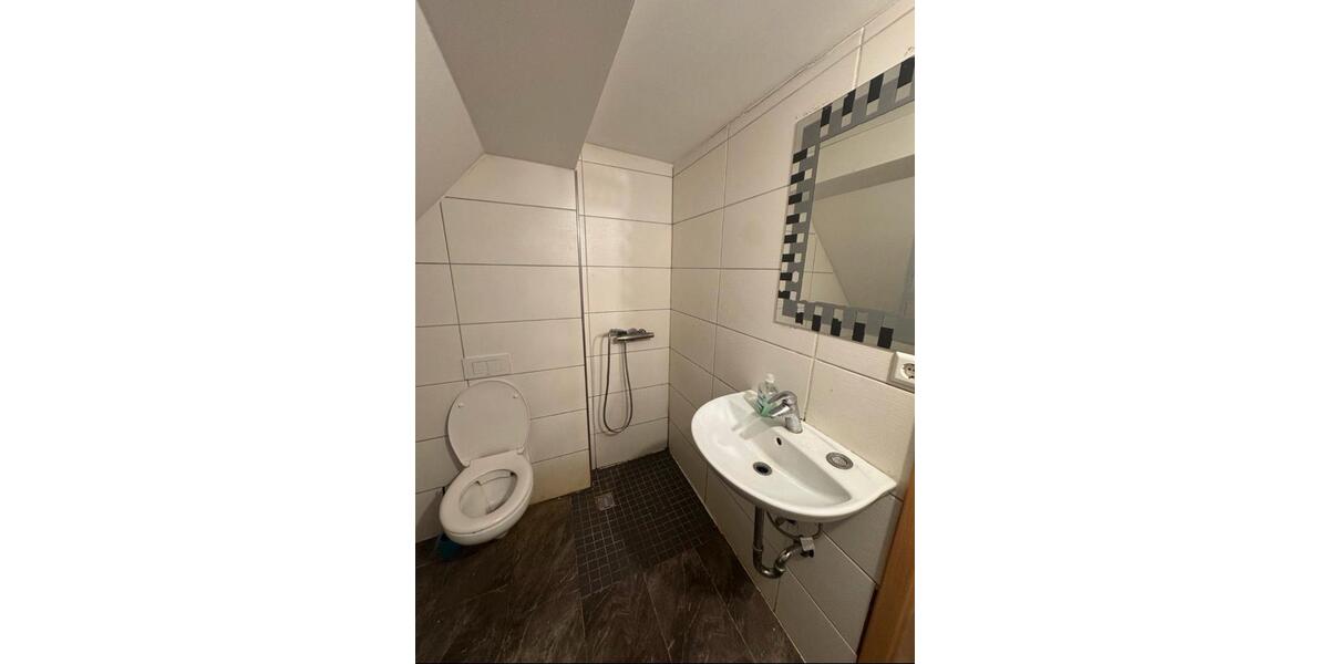 Mehrfamilienhaus, Wohnhaus Markgröningen - 13 Zimmer, 250 m&sup2;, 560.000&euro; | Angebot:26623670