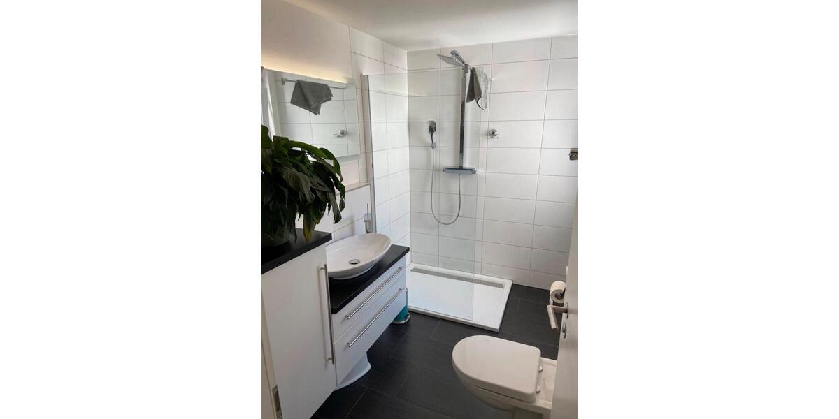 Etagenwohnung Flein - 4 Zimmer, 120 m&sup2;, 1.850&euro; | Angebot:27580443