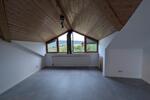 Dachgeschoßwohnung Weissach im Tal - 2.5 Zimmer, 69 m&sup2;, 870&euro; | Angebot:27557897