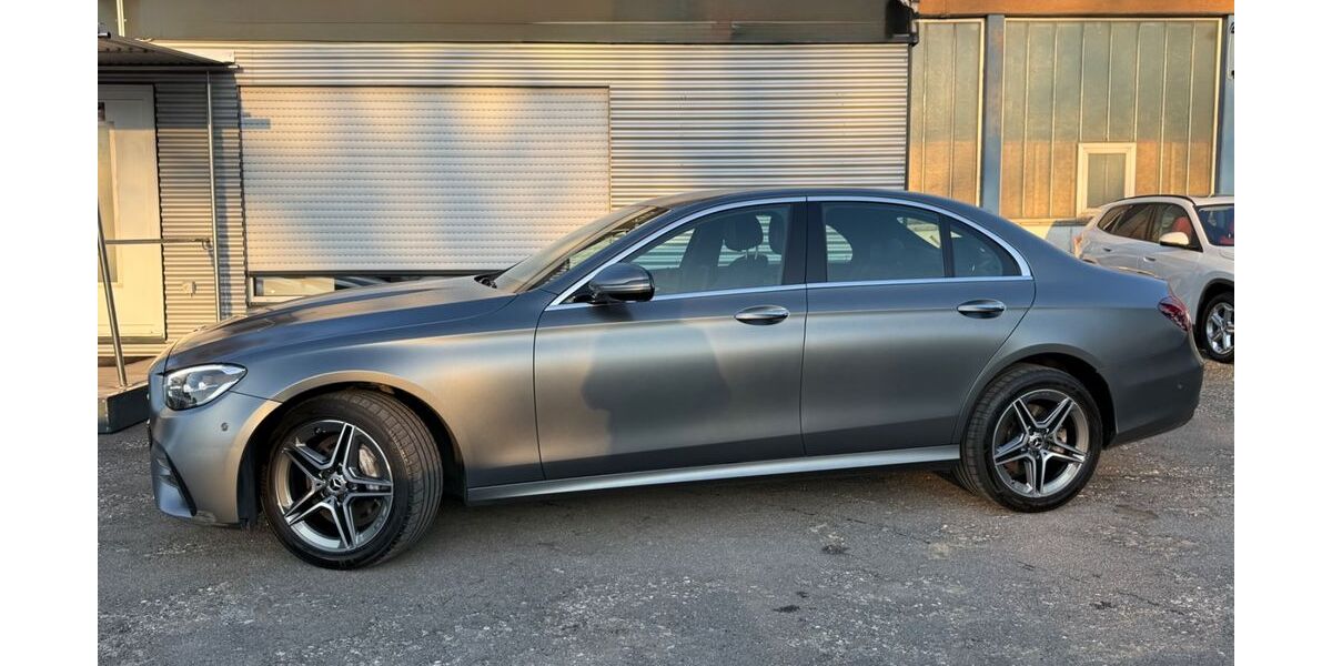 Mercedes-Benz E 300 126.900 km 35.990 &euro; Sindelfingen 71065