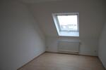 Dachgeschoßwohnung Brackenheim - 4.5 Zimmer, 97 m&sup2;, 1.150&euro; | Angebot:27580019