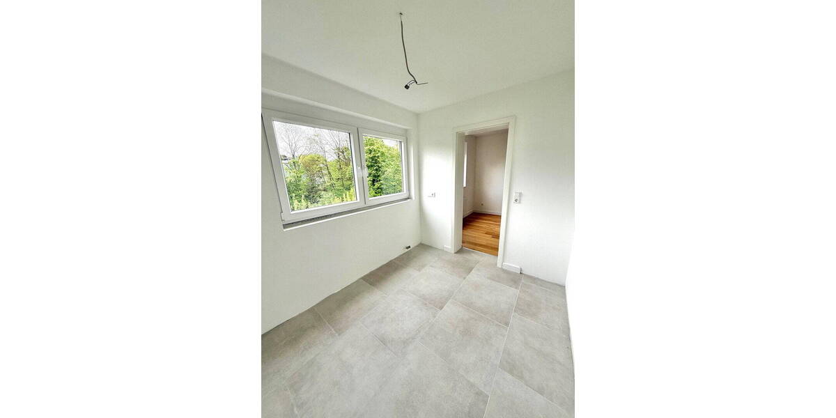 Etagenwohnung Esslingen Oberesslingen - 3 Zimmer, 91 m&sup2;, 380.000&euro; | Angebot:26402208