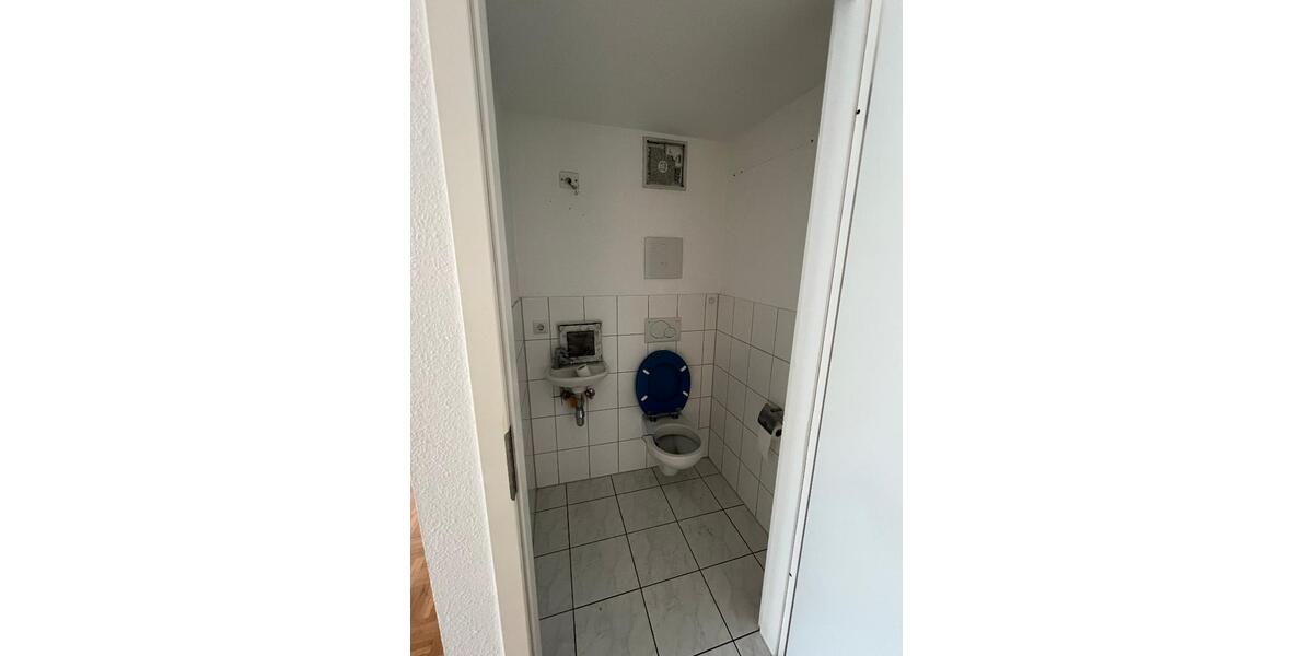 Etagenwohnung Esslingen am Neckar Hegensberg - 3 Zimmer, 70 m&sup2;, 790&euro; | Angebot:26235879