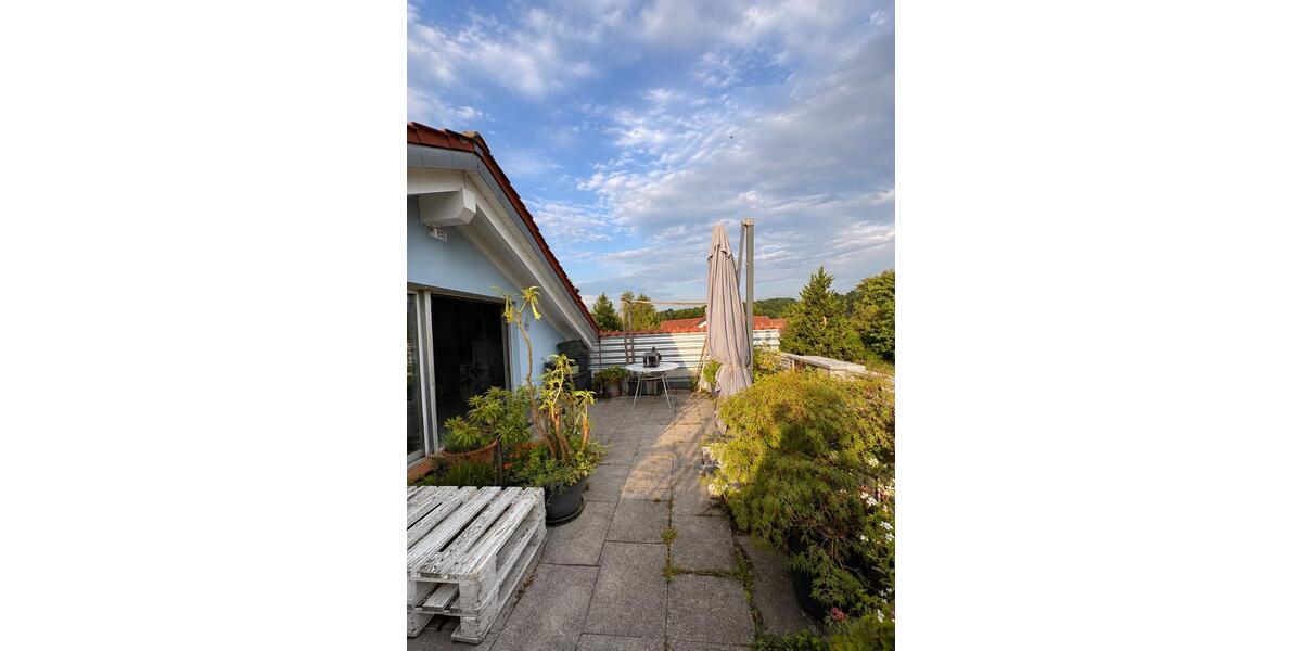 Dachgeschoßwohnung Vaihingen an der Enz - 3 Zimmer, 90 m&sup2;, 1.350&euro; | Angebot:27554043