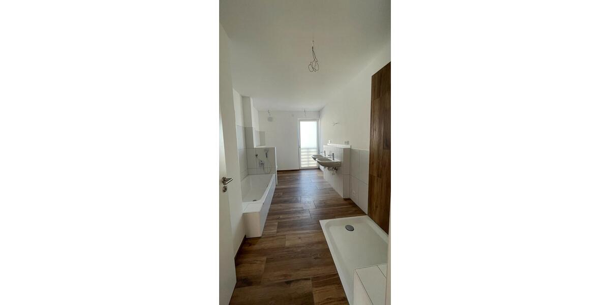 Hochparterre Weinsberg - 6 Zimmer, 160 m&sup2;, 2.400&euro; | Angebot:27571725