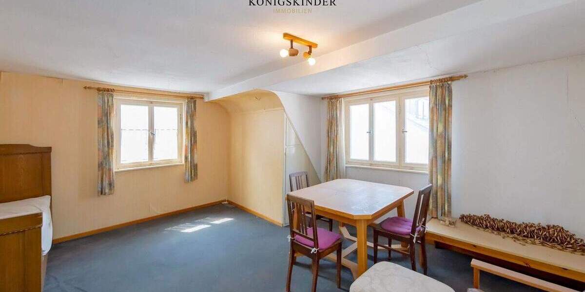 Mehrfamilienhaus, Wohnhaus Kernen im Remstal Stetten - 9 Zimmer, 300 m&sup2;, 399.000&euro; | Angebot:25771581