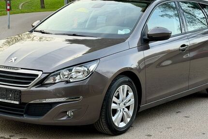 Peugeot 308 90.000 km 5.989 &euro; Stuttgart 70469
