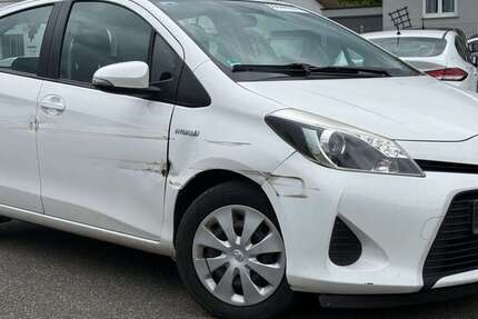 Toyota Yaris 169.300 km 6.200 &euro; Winterbach 73650