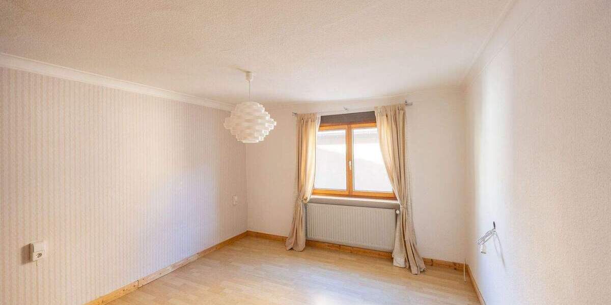 Mehrfamilienhaus, Wohnhaus Lauffen am Neckar - 1 Zimmer, 234 m&sup2;, 445.000&euro; | Angebot:25742402