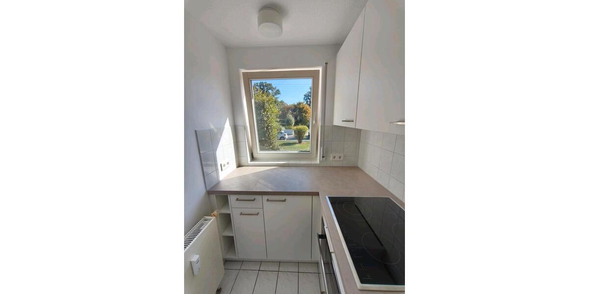 Erdgeschoßwohnung Sindelfingen - 2 Zimmer, 50 m&sup2;, 1.000&euro; | Angebot:27540339