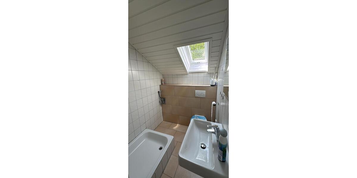 Dachgeschoßwohnung Marbach am Neckar - 3 Zimmer, 54 m&sup2;, 175.000&euro; | Angebot:26956284