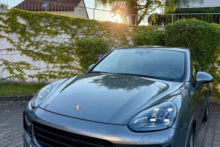Porsche Cayenne 128.000 km 33.999 &euro; Stuttgart 70619