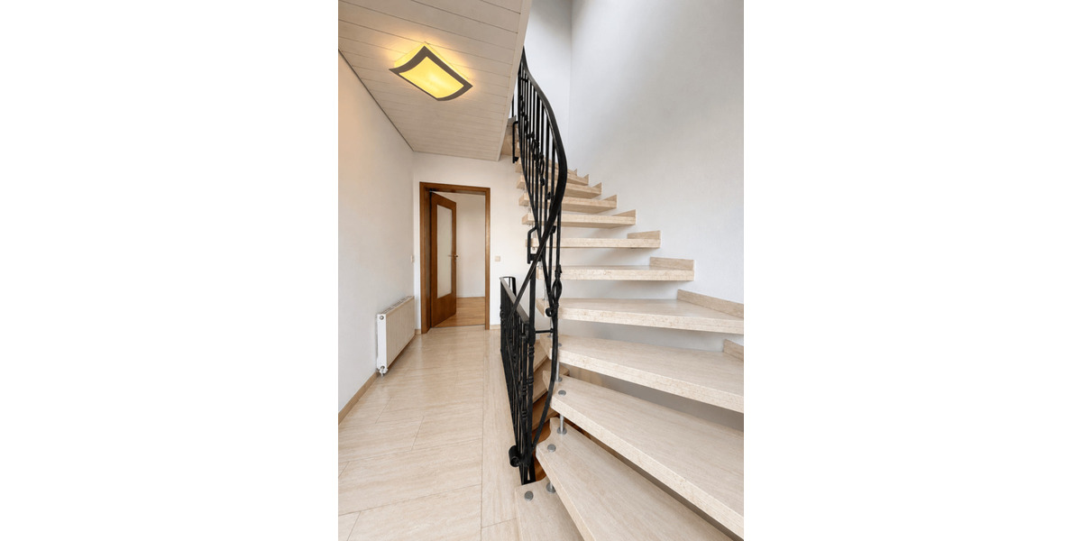 Gewerbeobjekt Sindelfingen Mitte - 3 Zimmer, 83 m&sup2;, 1.000&euro; | Angebot:26891653
