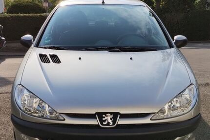 Peugeot 206 158.000 km 950 &euro; Stuttgart 70192