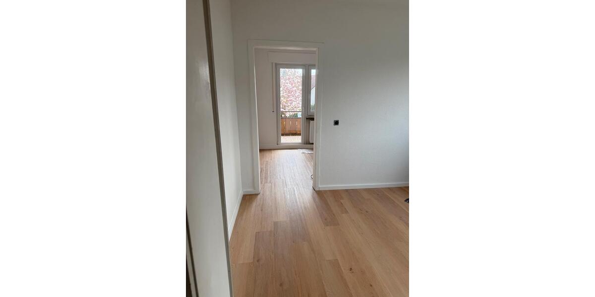 Hochparterre Steinheim an der Murr - 4 Zimmer, 77 m&sup2;, 1.350&euro; | Angebot:25944586