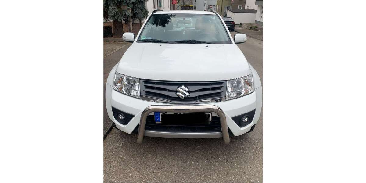 Suzuki Grand Vitara 76.000 km 7.500 &euro; Altbach 73776