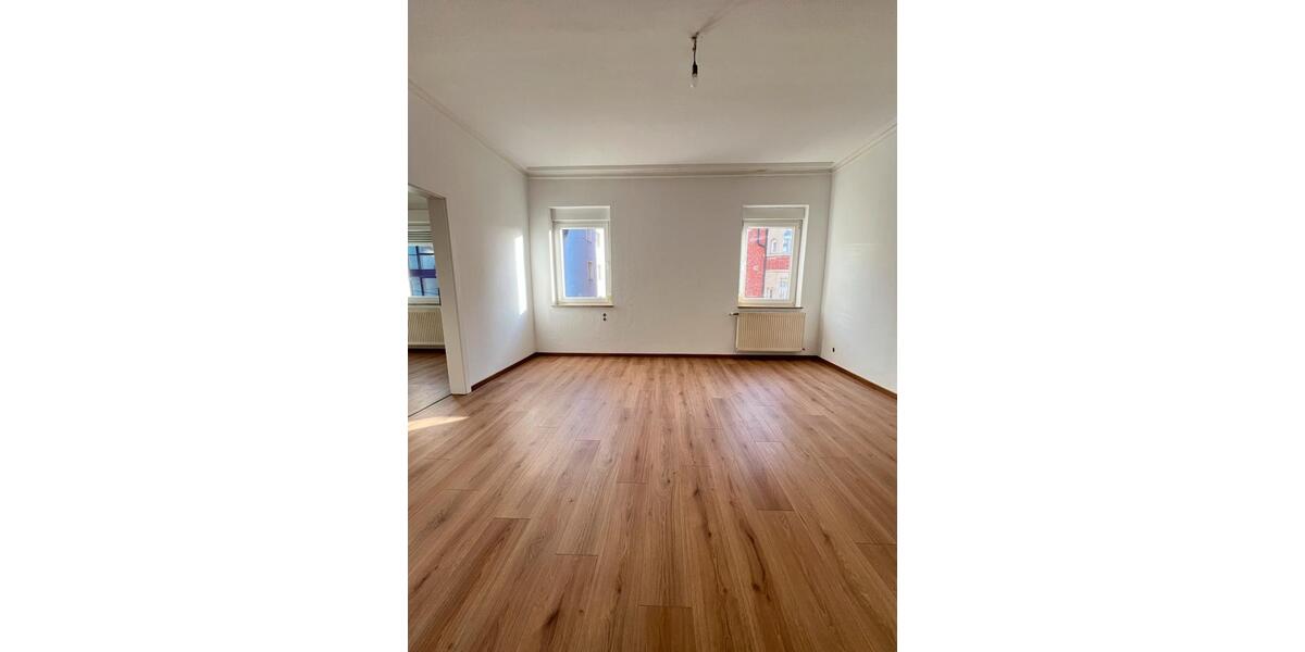 Etagenwohnung Stuttgart Feuerbach - 3 Zimmer, 77 m&sup2;, 1.300&euro; | Angebot:25821682
